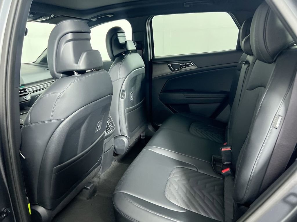 New 2026 Shadow Matte Gray Kia X-Line image 25
