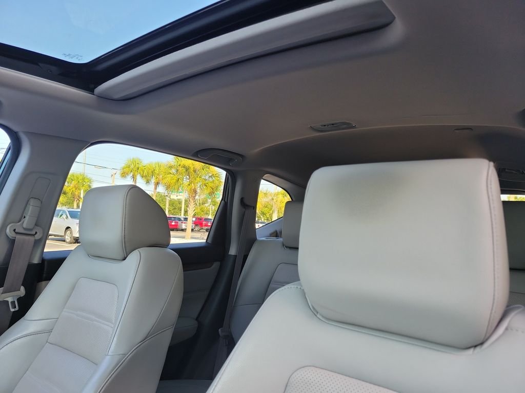 2017 Honda CR-V Touring - Photo 25