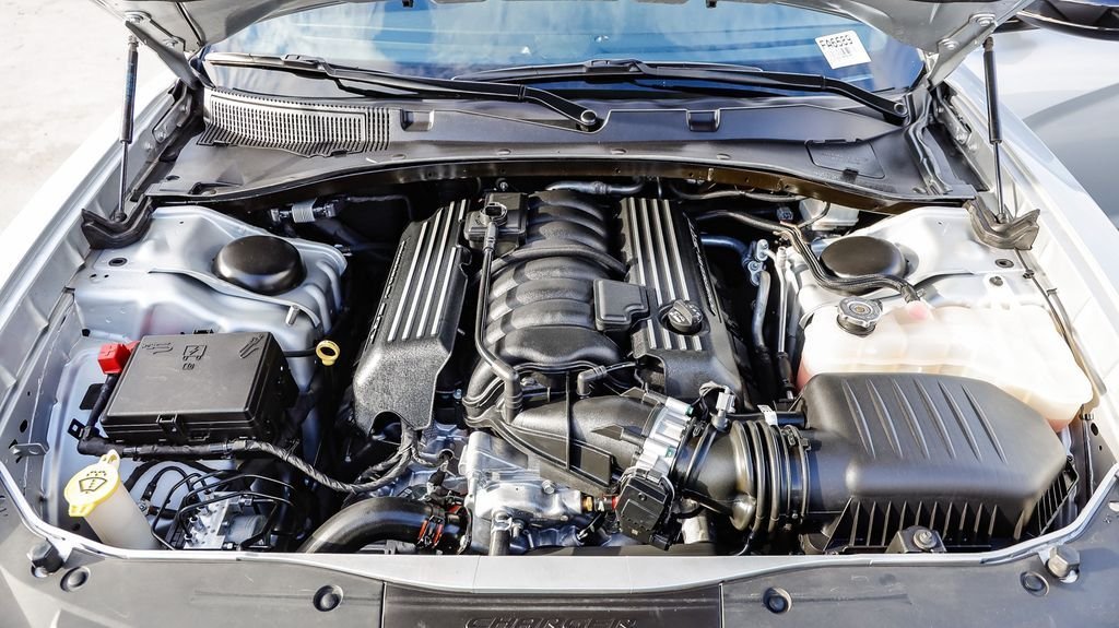 Used 2023 Triple Nickel Clearcoat Dodge R/T Scat Pack image 31