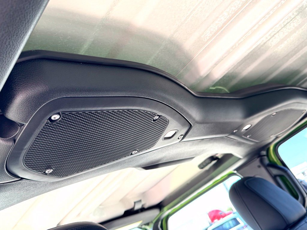 Used 2025 Green Jeep Rubicon image 40