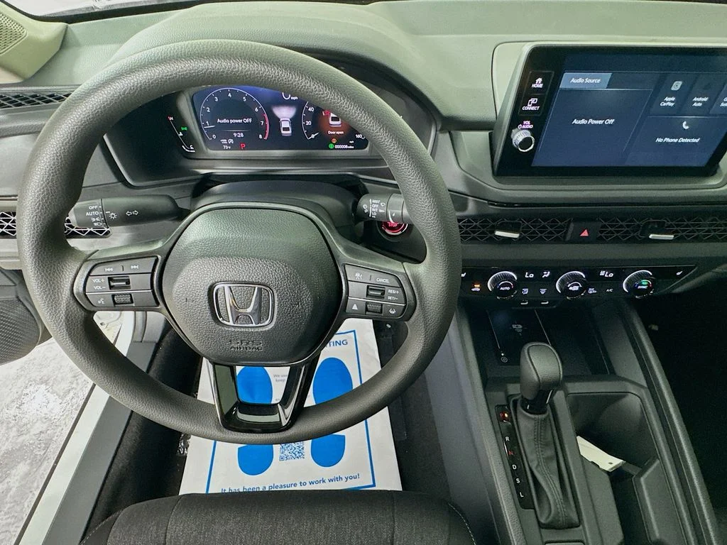 New 2026 Platinum White Pearl Honda SE image 17