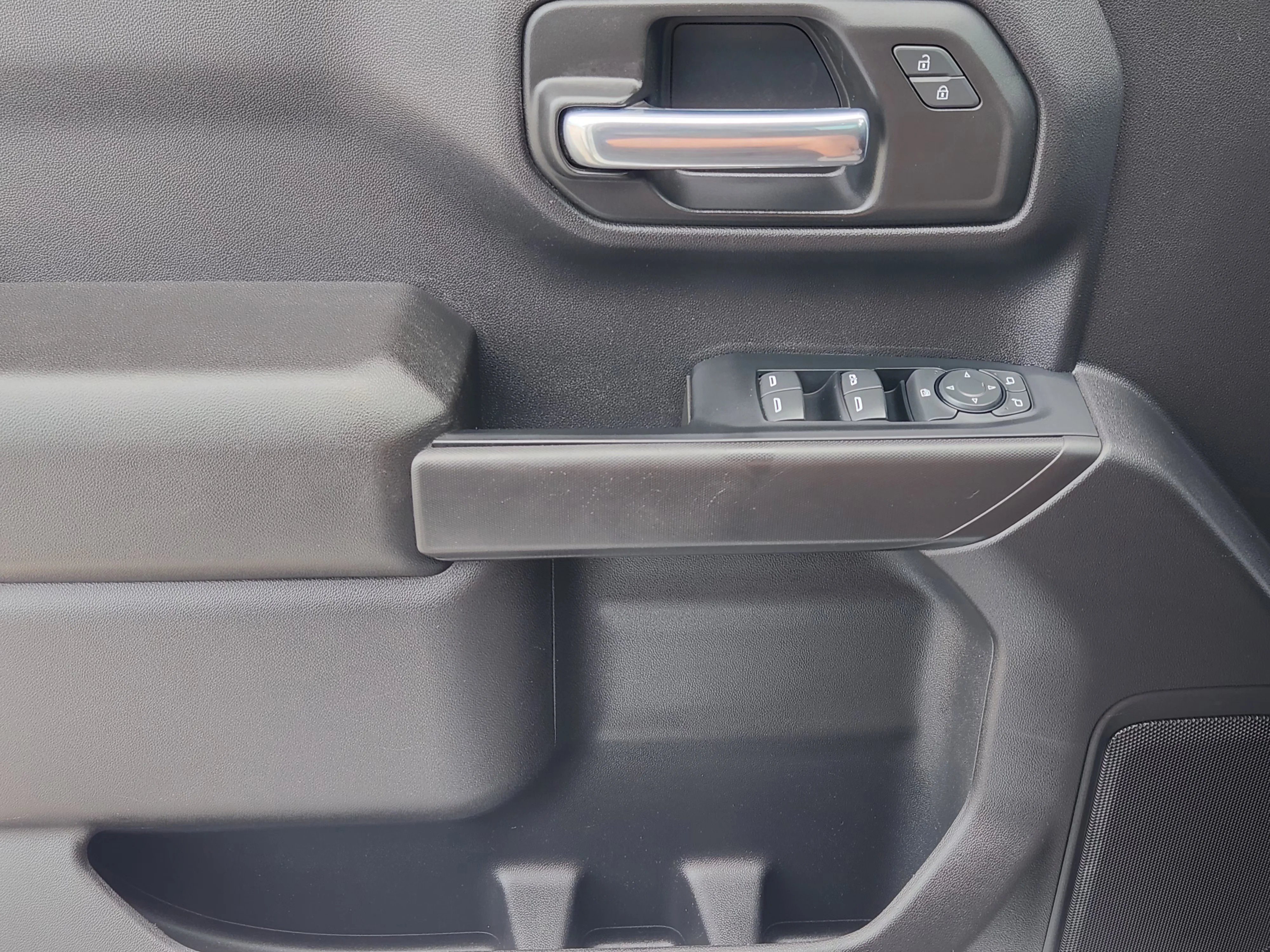 Used 2023 Summit White Chevrolet Custom image 23