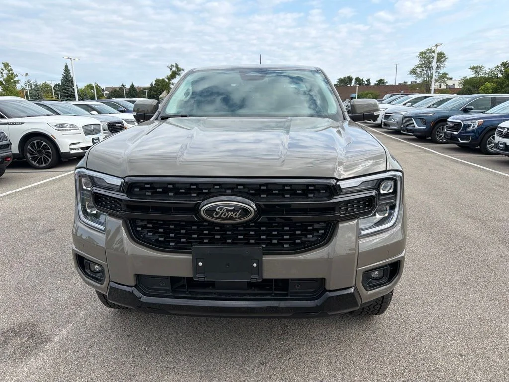 Used 2025 Gray Ford Lariat image 3