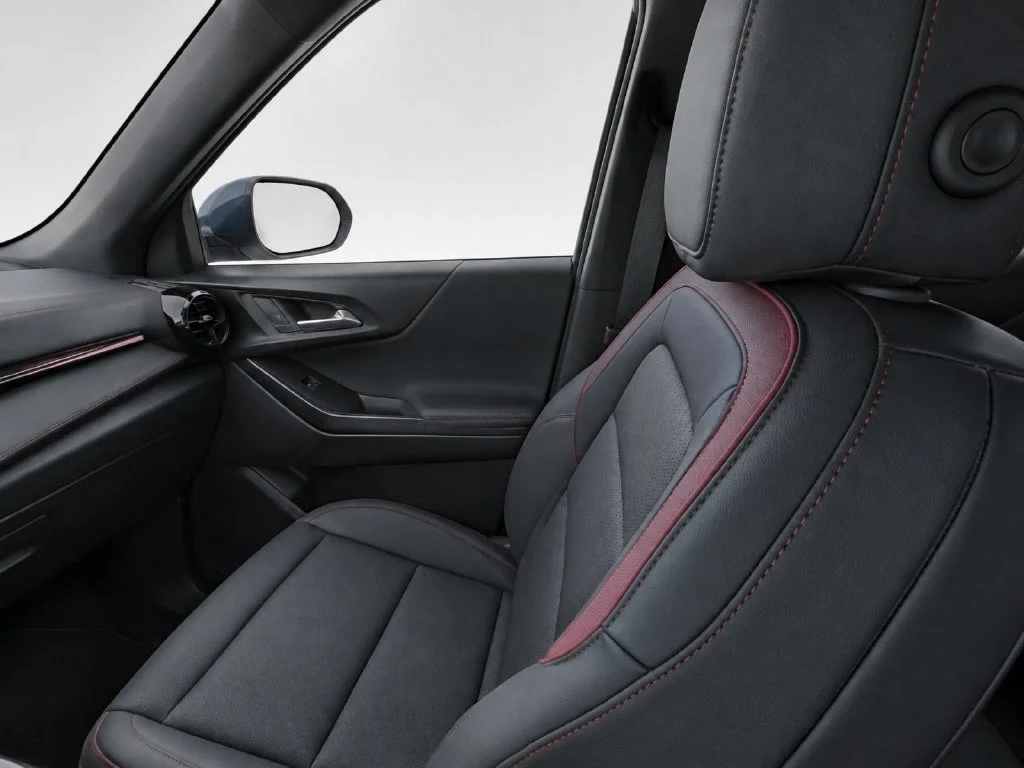 Used 2025 Blue Chevrolet RS image 32