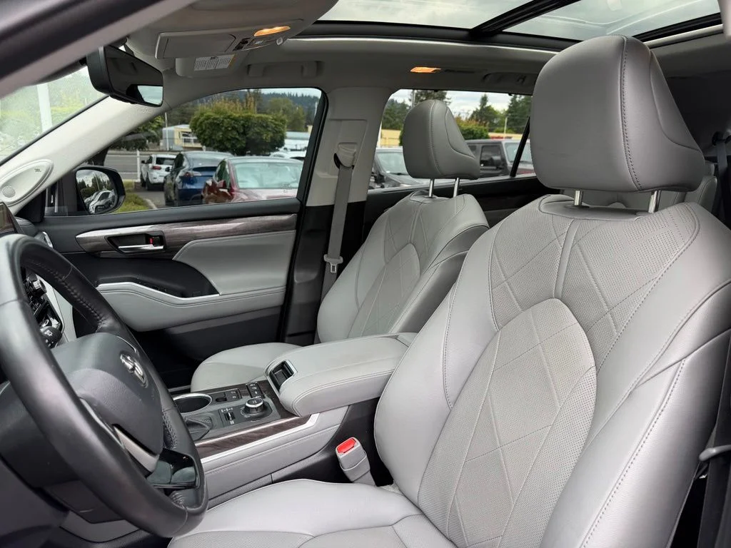 2022 Toyota Highlander Platinum - Photo 15