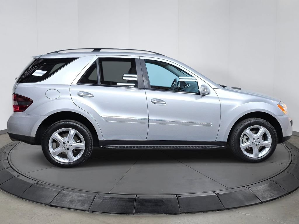 Used 2007 Silver Mercedes-Benz ML 350 image 8