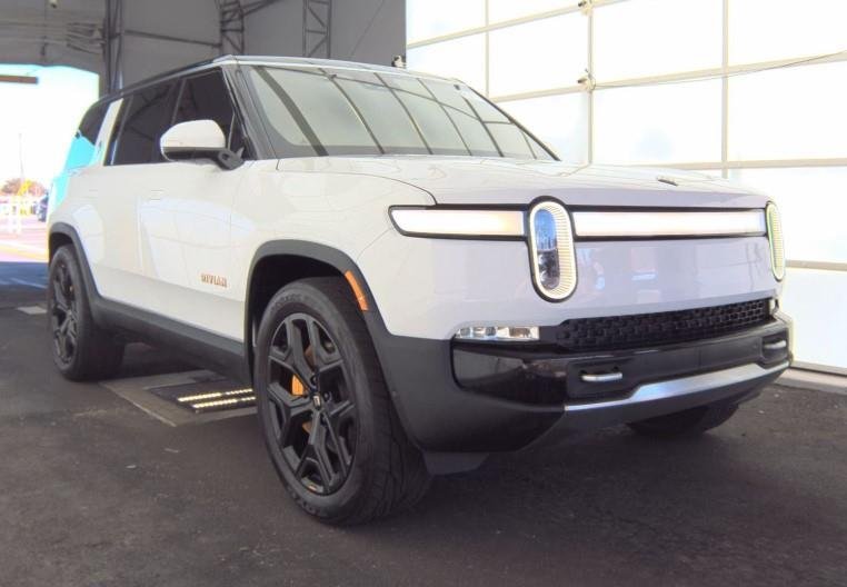 Used 2024 Rivian R1S Adventure with VIN 7PDSGABA5RN038901 for sale in Fort Mill, SC