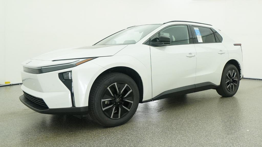 New 2026 Wind Chill Pearl Toyota XLE image 34