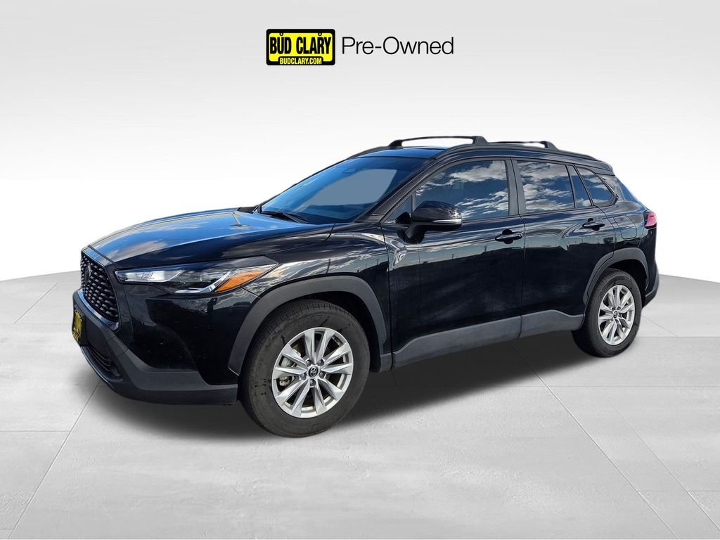 2025 Toyota Corolla Cross LE