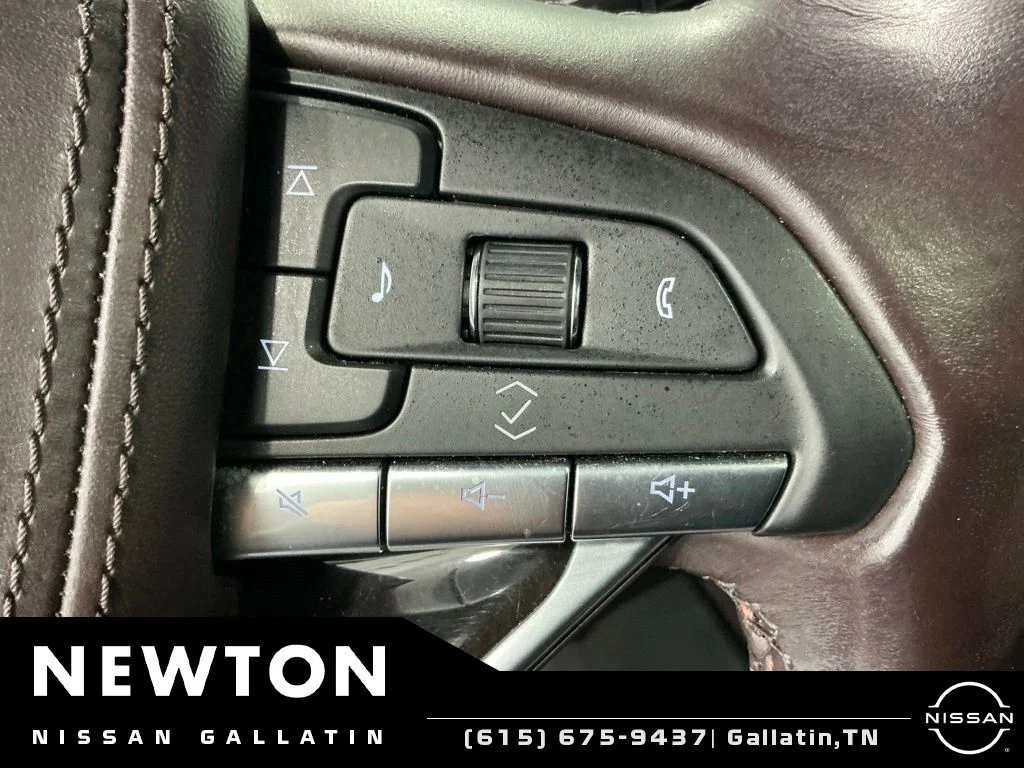 Used 2021 Crystal White Tricoat Cadillac Sport Platinum image 74