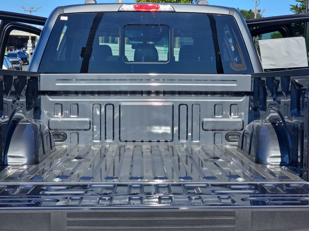 New 2026 Carbonized Gray Metallic Ford Lariat® image 12
