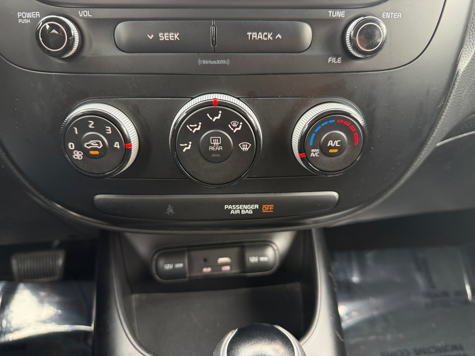Used 2019 Alien II Kia Base image 13