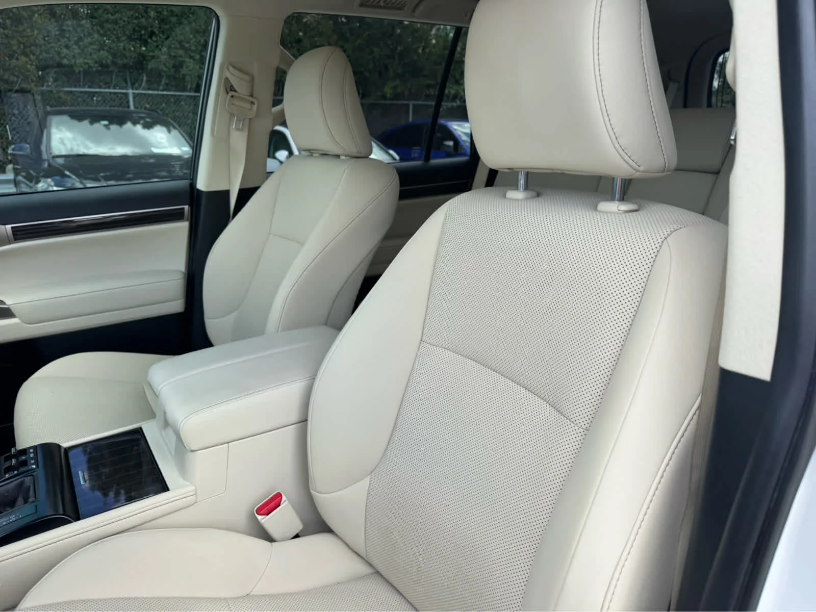 Used 2021 Starfire Pearl Lexus Premium image 12