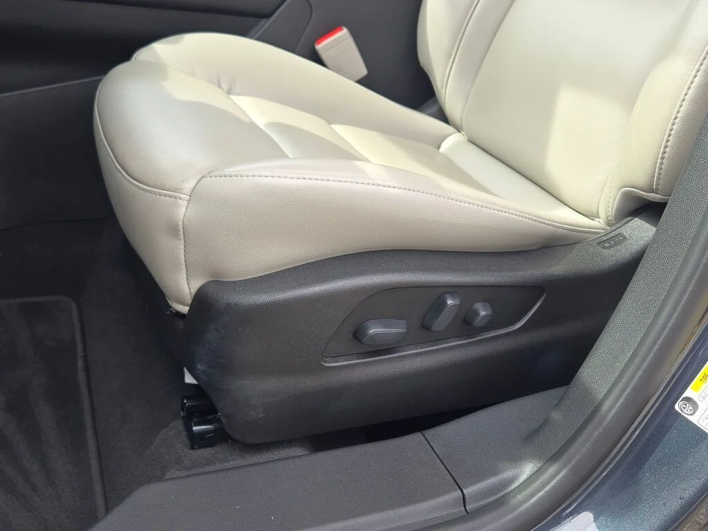 Used 2021 Gray Cadillac Luxury image 24