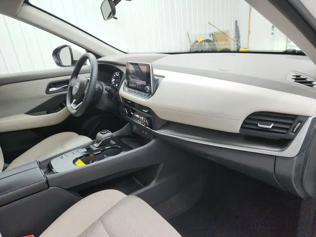 Used 2023 White Nissan SV image 33