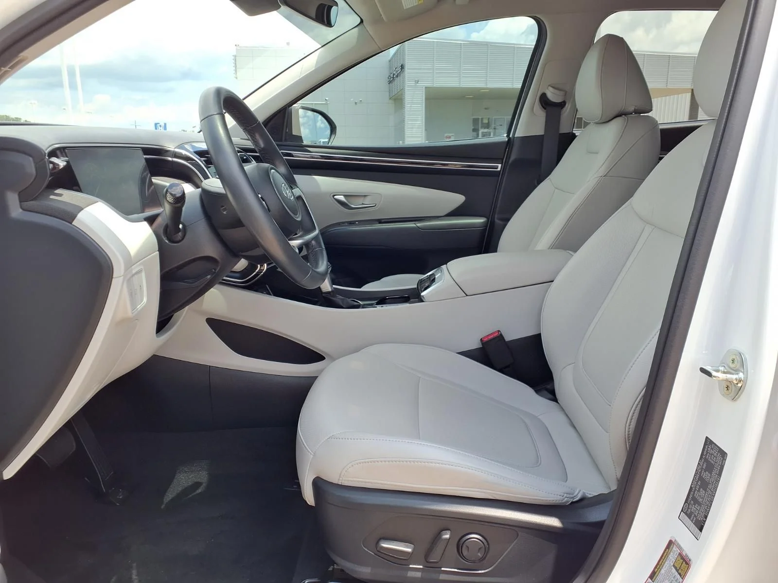 Certified Used 2024 White Hyundai SEL image 9