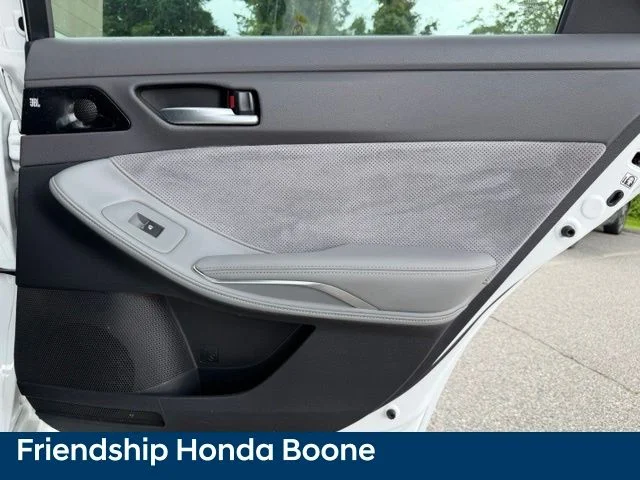 Used 2019 Beige Toyota Touring image 41