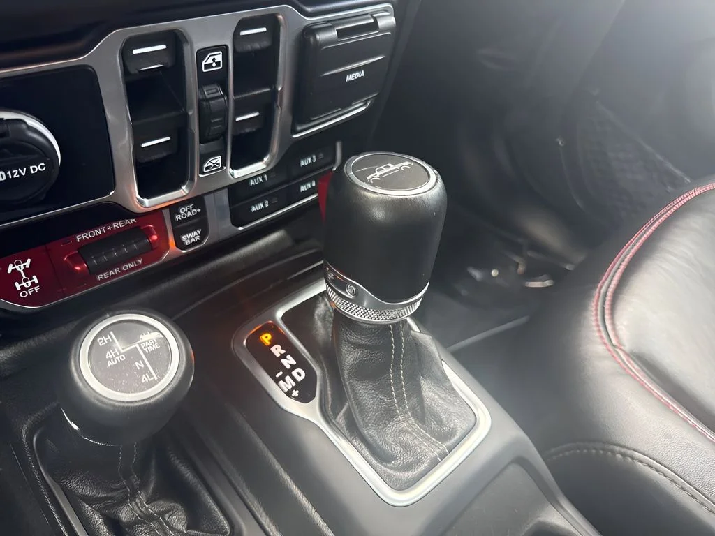 Used 2024 Gray Jeep Rubicon image 16