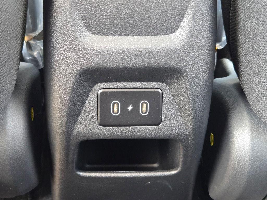 New 2026 Onyx Black Hyundai SEL image 16