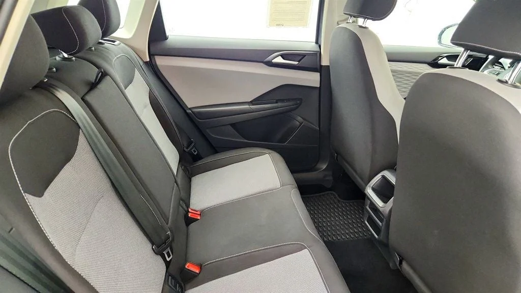 Used 2022 Platinum Gray Metallic Volkswagen S FWD image 19