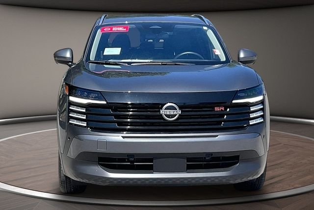 Used 2025 Gray Nissan SR image 3