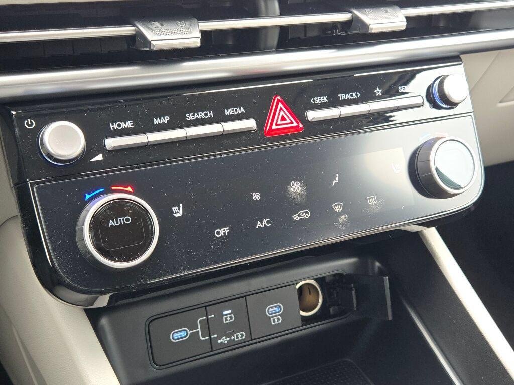 New 2026 White Hyundai SEL AWD image 29
