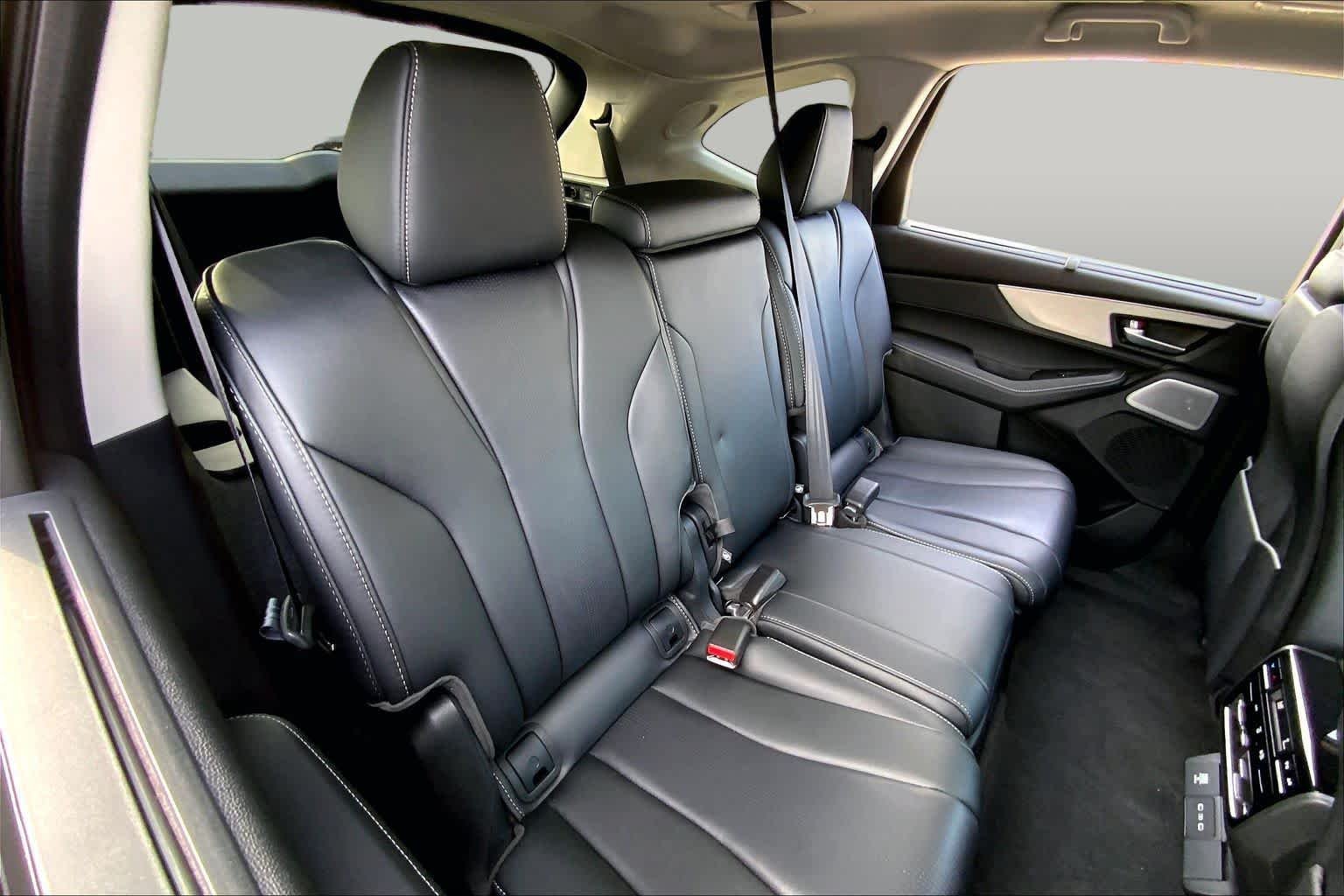 Used 2026 Solar Silver Metallic Acura w/Technology Package image 20