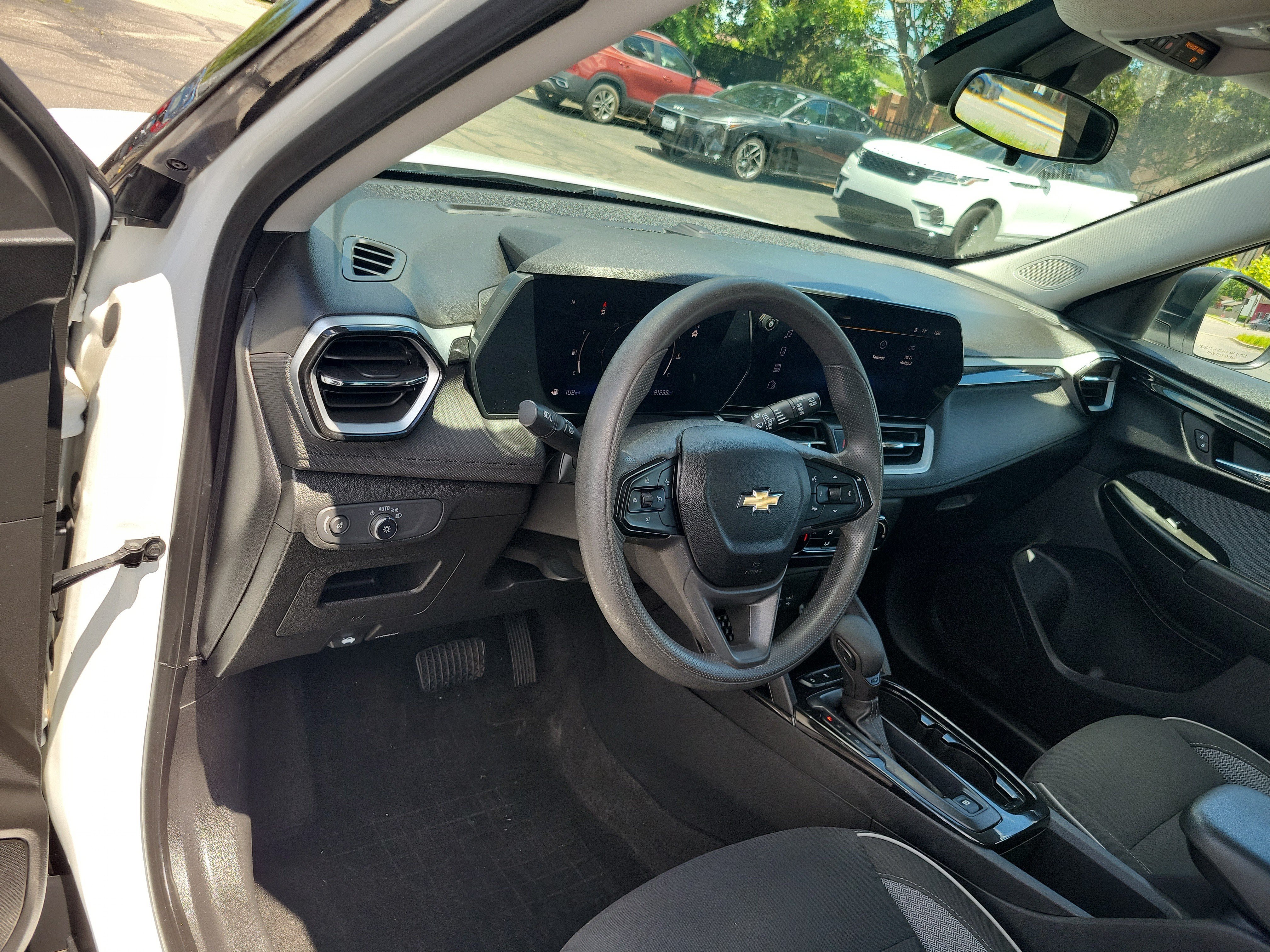 Used 2024 Summit White Chevrolet LS image 16