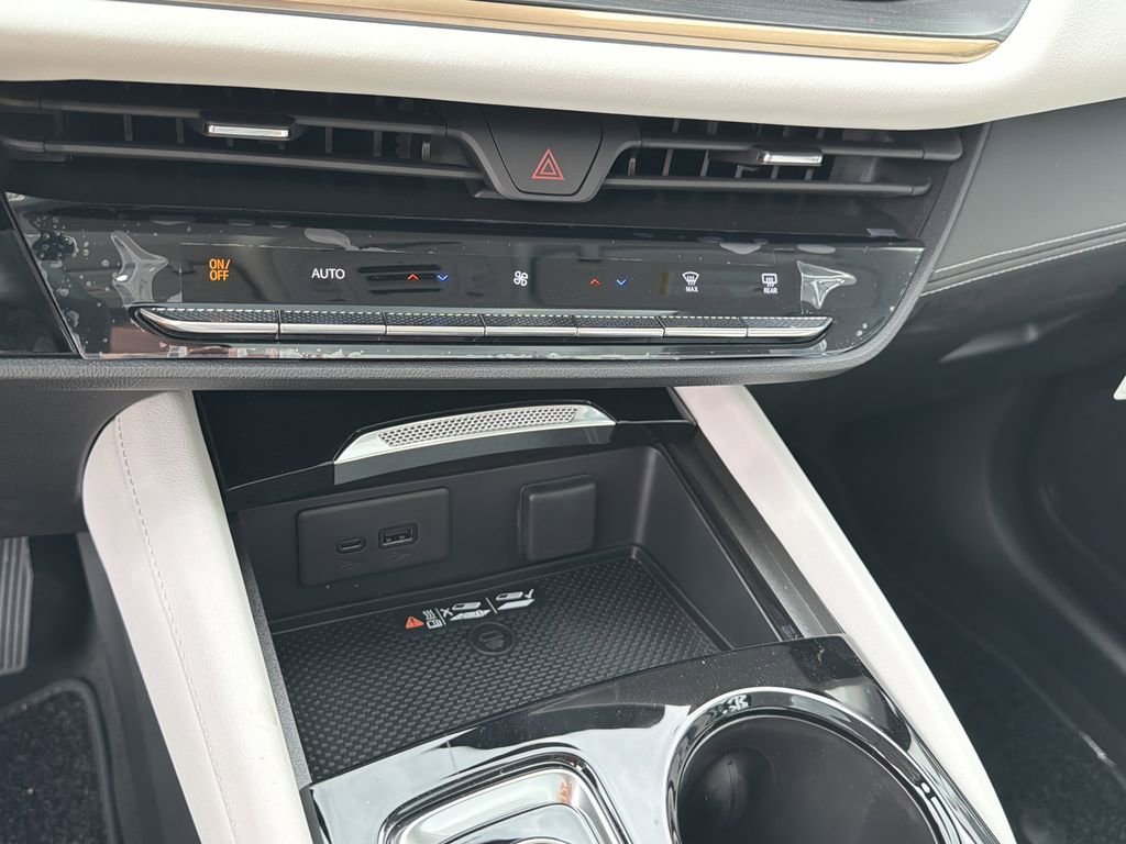 2026 Buick Envision Avenir - Photo 25