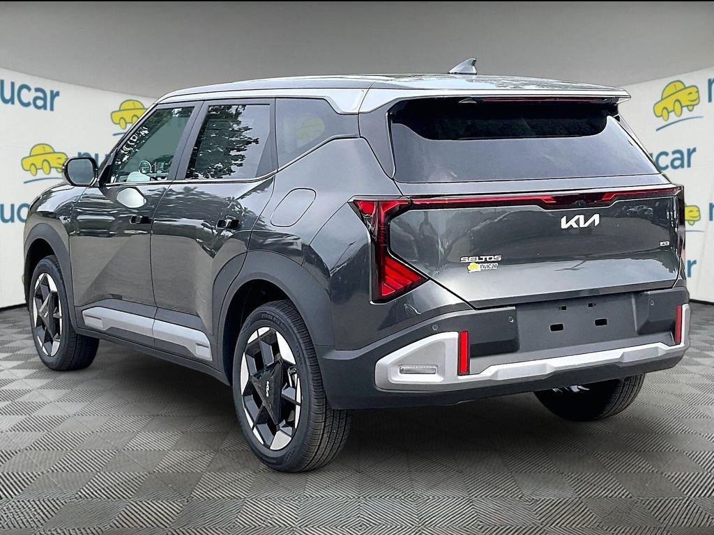 New 2027 Interstellar Gray Kia S image 5