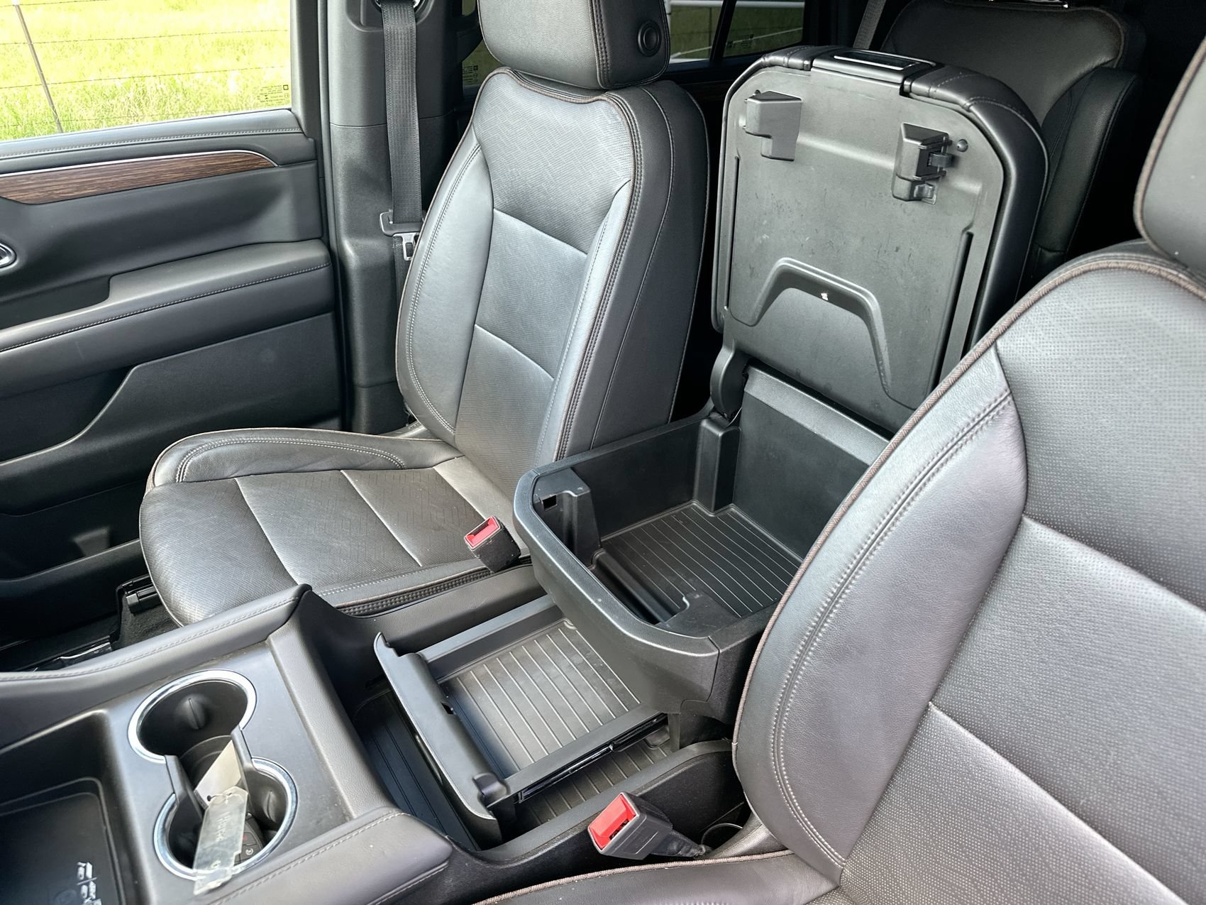 Used 2023 Black Chevrolet High Country image 23