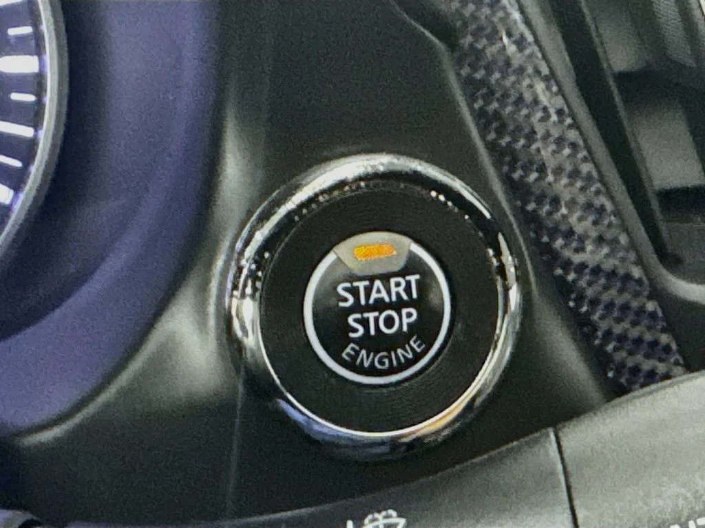 Used 2017 Gray INFINITI Red Sport 400 image 19
