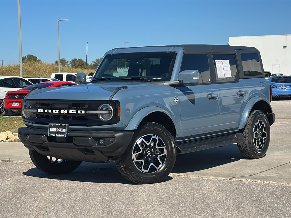 2025 Ford Bronco Outer Banks 4x4's photo