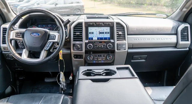Used 2020 White Ford Lariat image 14