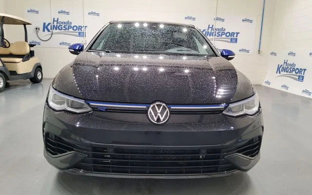 Used 2023 Black Volkswagen 2.0T image 6