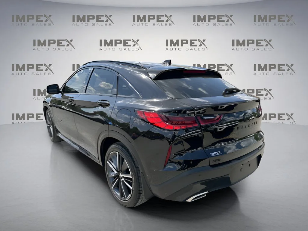 Used 2023 Black INFINITI LUXE image 3