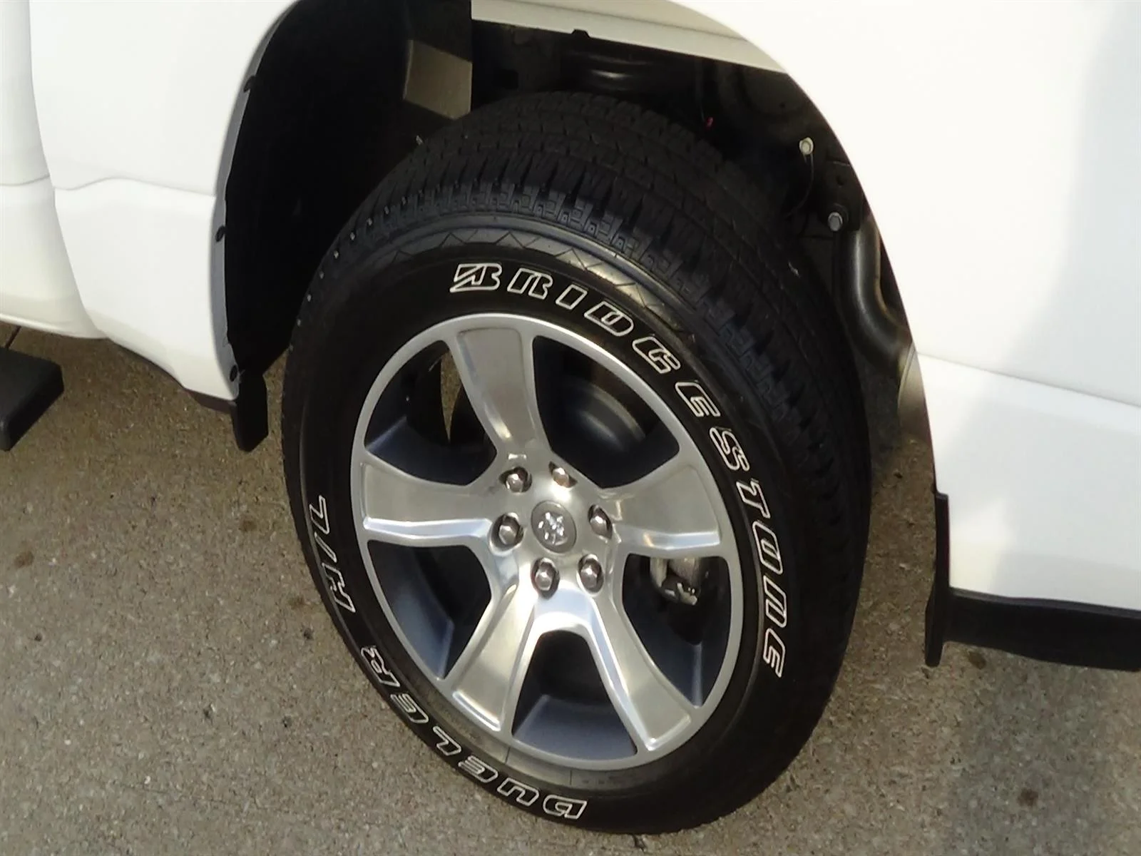 Used 2025 Bright White Clear Coat (pw7) RAM Tradesman image 9
