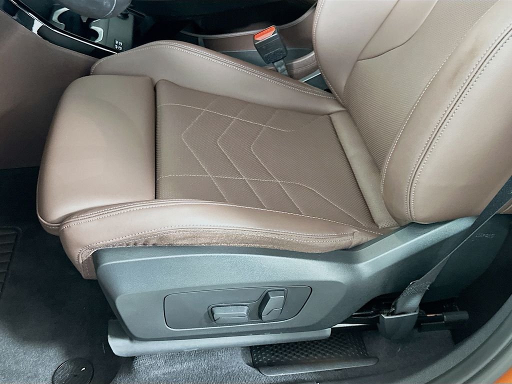 Certified Used 2023 Utah Orange Metallic BMW xDrive28i image 20