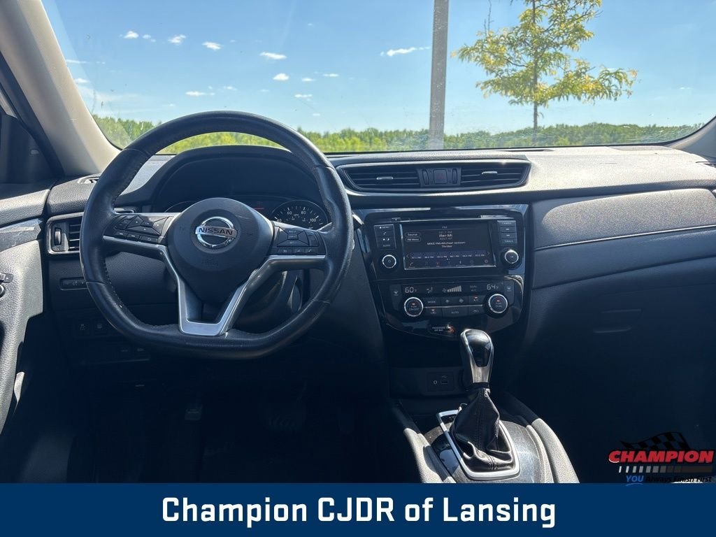 Used 2019 Nissan Rogue SV with VIN KNMAT2MT2KP533828 for sale in Royal Oak, MI