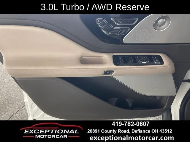 Used 2020 White Lincoln Reserve image 34