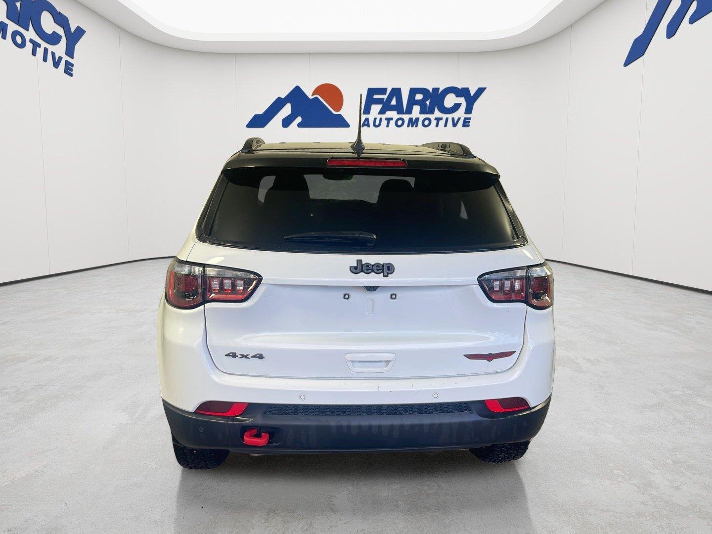 Used 2025 Bright White Clearcoat Jeep Trailhawk image 7
