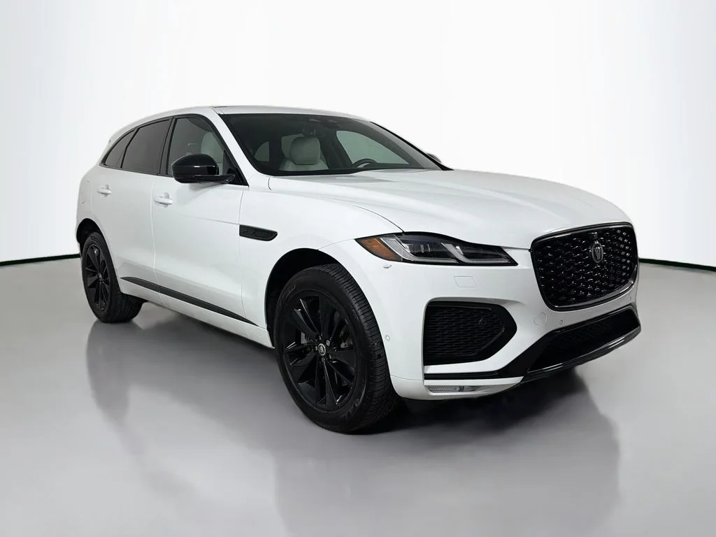 Used 2026 White Jaguar P250 R-Dynamic S image 3