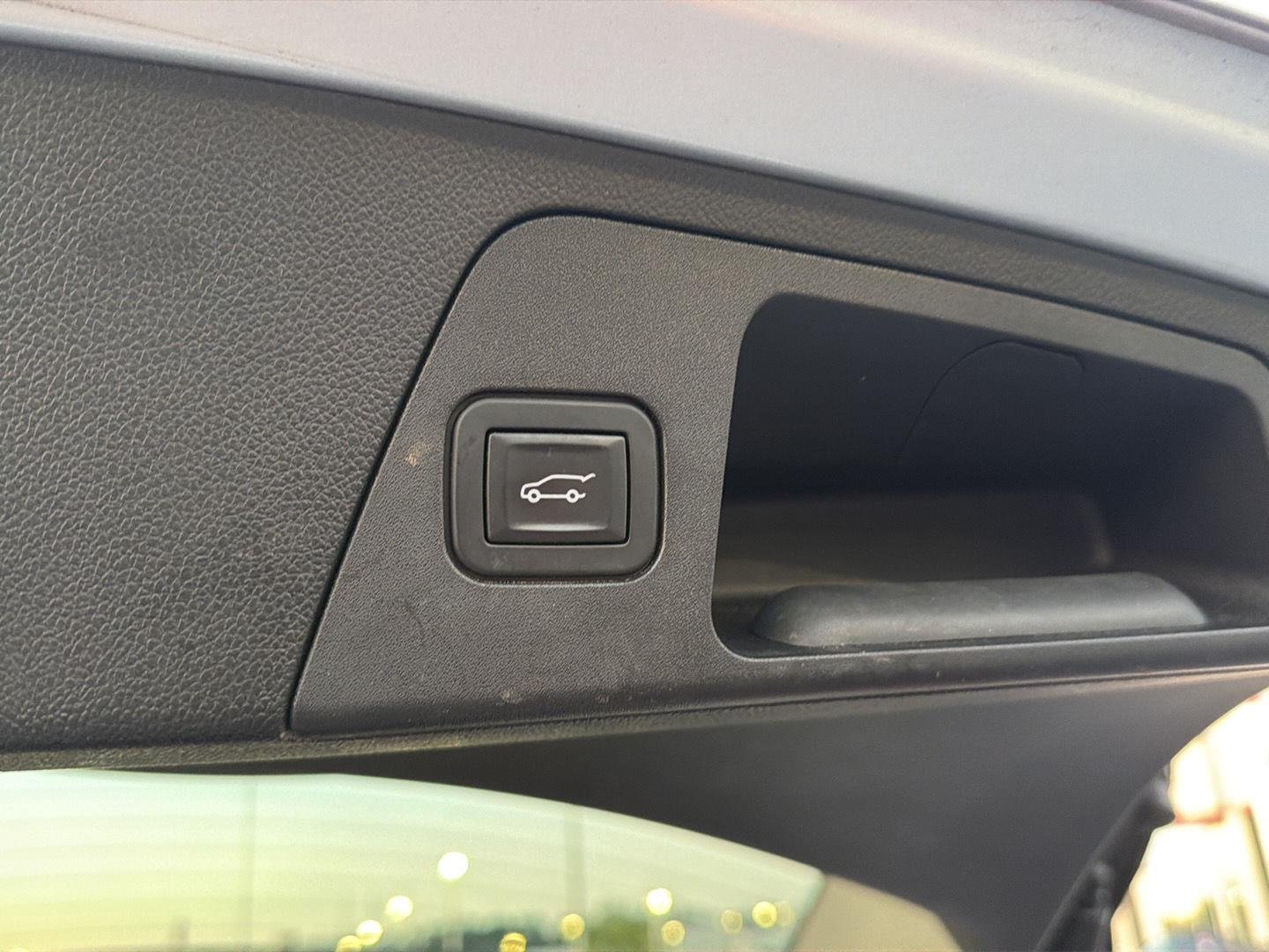 Used 2019 Galaxy Silver Metallic Buick Premium II image 35