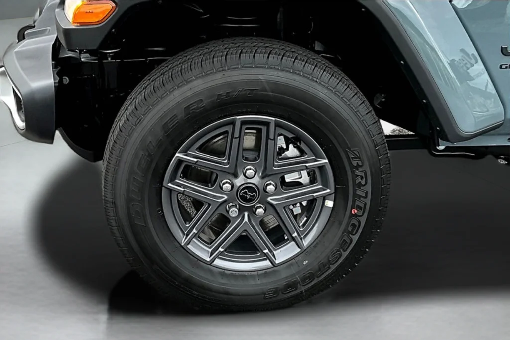 2025 Jeep Gladiator Sport S - Photo 12