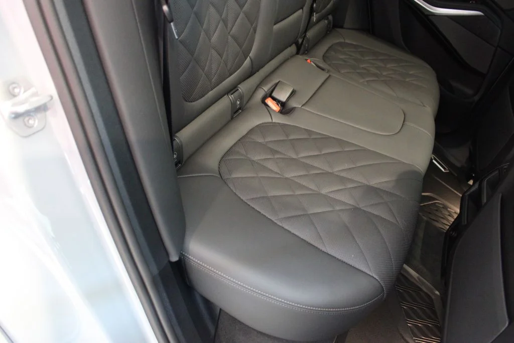 New 2026 Brooklyn Grey Metallic BMW xDrive40i image 23