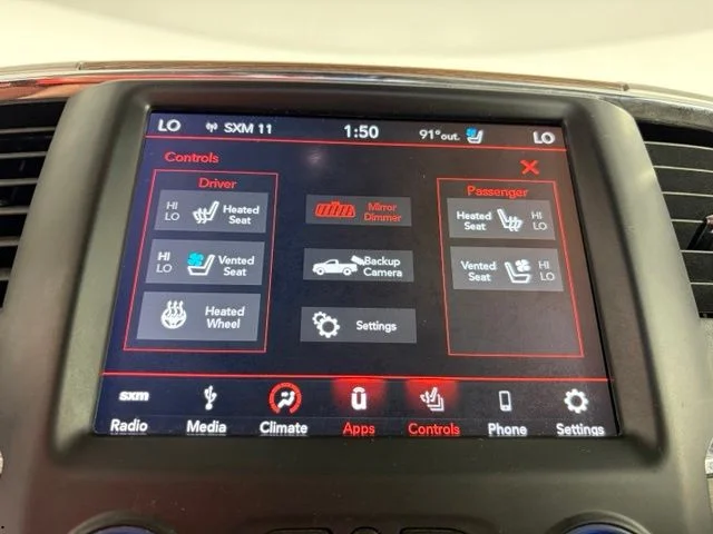 Used 2018 Black Ram Laramie image 23