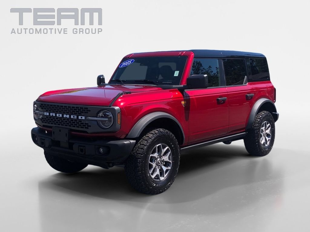Used 2025 Red Ford Badlands image 3