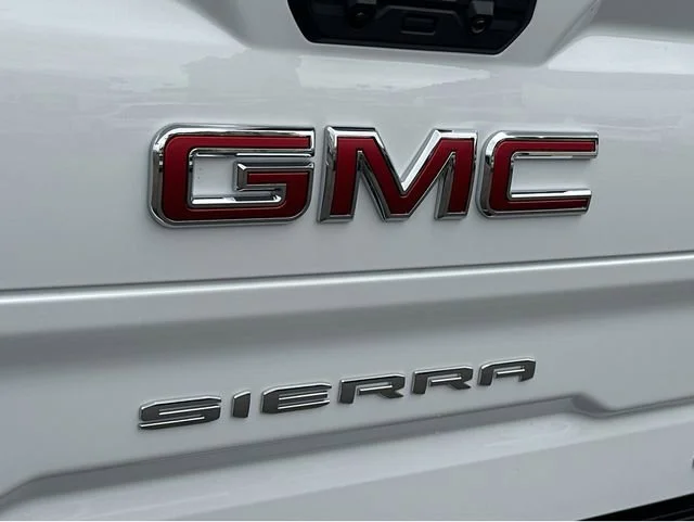 2026 GMC Sierra 1500 AT4 - Photo 15