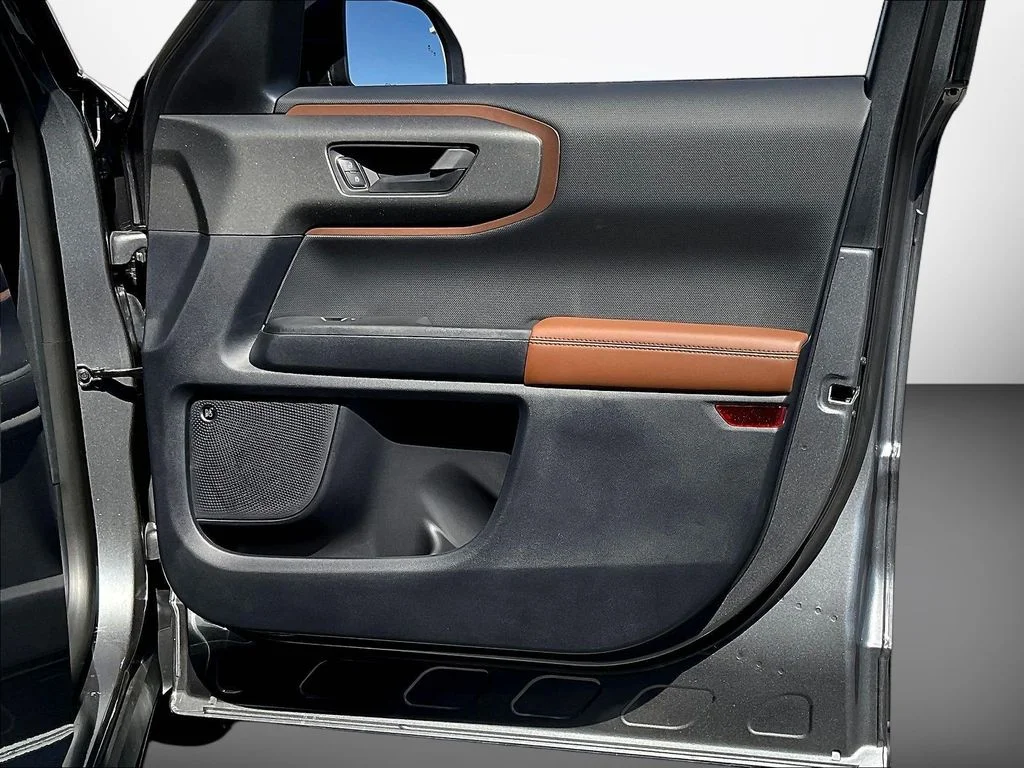 New 2026 Carbonized Gray Metallic Ford Outer Banks® image 31