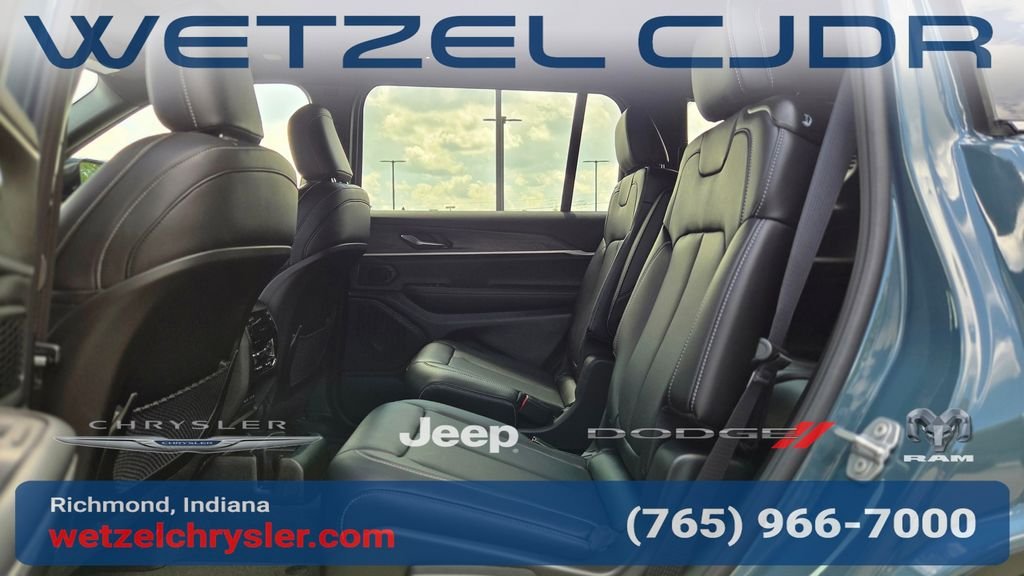 New 2027 Steel Blue Paint Jeep Limited image 29